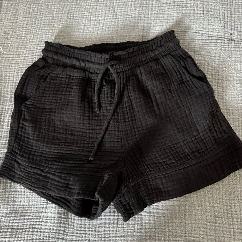 Pink Lily Black Gauze Drawstring Shorts - XS